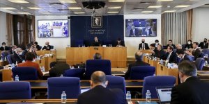 Ekonomiye ilişkin 'torba' kanun teklifi komisyonda kabul edildi
