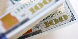 Gelişmiş ekonomilerde borç seviyeleri alarm veriyor