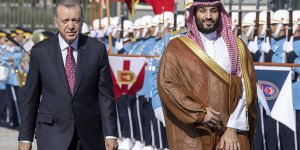 Erdoğan, Suudi Arabistan Veliaht Prensi Selman'ı resmi törenle karşıladı