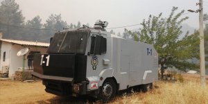 Emniyet teşkilatından Muğla'daki orman yangınına TOMA desteği