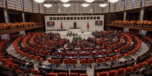 Ek gösterge düzenlemesi ve öğrenci affına ilişkin kanun teklifi, TBMM Genel Kurulunda kabul edildi