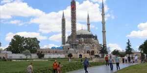 Gurbetçinin sınır kapılarından 'ekspres geçişi' kentin turizm ve ekonomisine de katkı sağlıyor