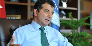 Eski THK Üniversitesi Rektörü Ünsal Ban, yurt dışına kaçmaya çalışırken yakalandı