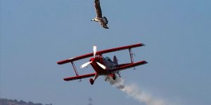 Kadın akrobasi pilotu Semin Öztürk Şener İzmir'de prova yaptı