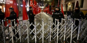 İstiklal Caddesi geçici olarak yaya trafiğine kapatıldı