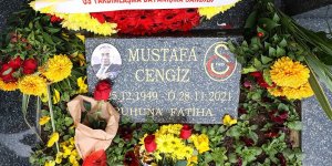 Galatasaray'da eski başkan Mustafa Cengiz kabri başında anıldı