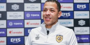 Hull City'nin yeni teknik direktörü Rosenior, Ozan ve Doğukan'dan memnun