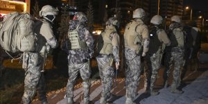 Başkentteki uyuşturucu operasyonlarında gözaltına alınan 52 zanlı tutuklandı