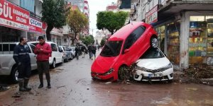 Antalya'da kuvvetli yağış sele neden oldu