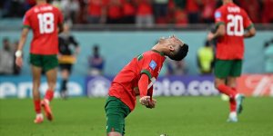 Fas Kralı'ndan, Fransa ile yarı final oynayan milli takıma övgü