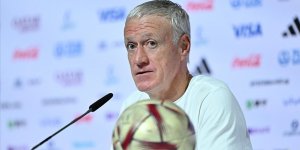 Fransa Milli Takımı Teknik Direktörü Deschamps: Maçın sonunda sadece bir tarafın formasına üçüncü yıldız eklenecek