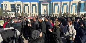 Konya'da barınakta köpeği eziyet ederek öldüren sanıklara 1 yıl 3'er ay hapis cezası