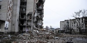 Rusya, Ukrayna'nın bazı bölgelerine hava saldırısı düzenledi