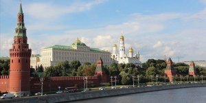 Kremlin: Ukrayna'ya tank dahil silah sevkiyatını çatışmaya doğrudan müdahil olma şeklinde değerlendiriyoruz