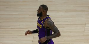 LeBron James, NBA tarihinin en çok asist yapan 4. oyuncusu oldu