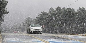 İstanbul'un yüksek kesimlerinde kar yağışı başladı