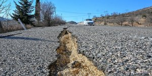 Kanadalı sismoloji profesörü, Türkiye'deki depremin karada meydana gelen en büyüklerinden olduğunu belirtti