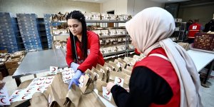 Türk Kızılay Antakya'da günlük 10 bin kişilik sahur paketi hazırlayacak