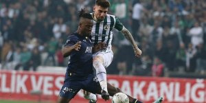 Fenerbahçe deplasmanda Giresunspor ile 1-1 berabere kaldı