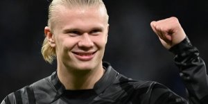 Manchester City'nin Norveçli yıldızı Haaland yılın futbolcusu seçildi