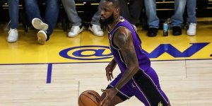 Yıldız oyuncu LeBron James'ten emeklilik sinyali