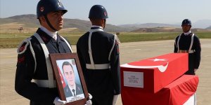 Şehit olan Uzman Çavuş Aydın Ceylan için Siirt'te tören düzenlendi