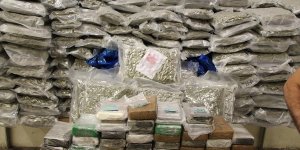 Ticaret Bakanı Bolat, Kapıkule'de 358 kilogram uyuşturucu ele geçirildiğini bildirdi