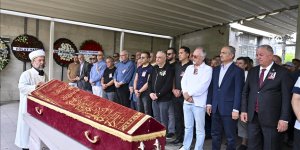 Türk sanat müziği solisti Metin Milli son yolculuğuna uğurlandı