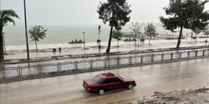 Ordu'da Karadeniz Sahil Yolu'nun heyelandan kapanan kesimleri ulaşıma açıldı