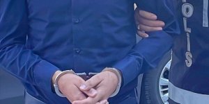 FETÖ'den aranan eski Ege Üniversitesi Rektörü Mustafa Cüneyt Hoşcoşkun tutuklandı