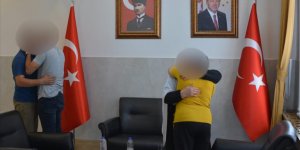 İkna çalışması sonucu teslim olan 2 terörist Aydın'da aileleriyle buluşturuldu