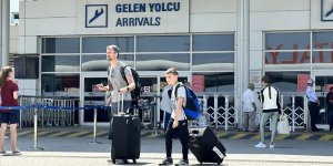 Antalya'da dış hatlar günlük yolcu sayısında rekor kırıldı