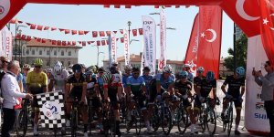100. Yıl Cumhuriyet Bisiklet Turu Sivas'ta başladı