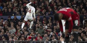 GALATASARAY’DAN İNGİLTERE'DE TARİHİ ZAFER