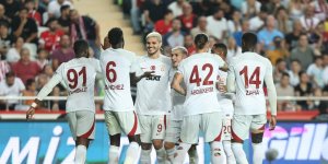 Galatasaray, Bitexen Antalyaspor'u mağlup etti