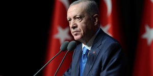 Erdoğan, Avrupa Şampiyonası'na katılmaya hak kazanan A Milli Futbol Takımı'nı kutladı