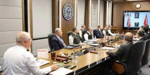 Bakan Güler, kuvvet ve birlik komutanlarıyla toplantı yaptı