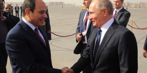 Putin, Mısır Cumhurbaşkanı Sisi ile Gazze Şeridi'ndeki durumu telefonda görüştü
