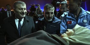 Gazzeli kanser hastalarıyla refakatçilerini Mısır'dan getiren uçaklar Türkiye'ye geldi