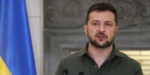 Zelenskiy, İngiltere Dışişleri Bakanı Cameron ile bir araya geldi