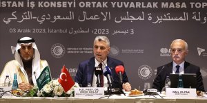 Bolat, İSEDAK toplantısında yoğun görüşme trafiği gerçekleştirdi