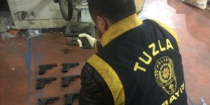 Yakaladıkları ruhsatsız tabancadan yola çıkan polis, kaçak silah imalathanesine ulaştı