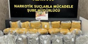 İzmir'de kamyonda 19 kilo uyuşturucu ele geçirildi!