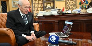 Bahçeli, AA'nın "Yılın Kareleri" oylamasına katıldı