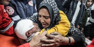 İsrail, Gazze'deki saldırılarının 118'inci gününde katliama devam ediyor