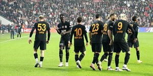 Galatasaray deplasmanda galip geldi