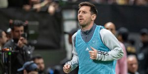 Messi'nin sahaya çıkmamasına tepki olarak Arjantin'in Çin'deki maçları iptal edildi