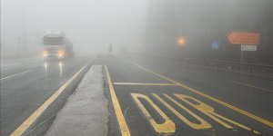 Bolu Dağı'nda sis ve sağanak görüş mesafesini düşürdü