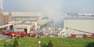 Manisa'da fabrikada çıkan yangın söndürüldü
