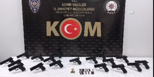 İzmir'de suç örgütü ve kaçakçılara operasyon: 20 Gözaltı